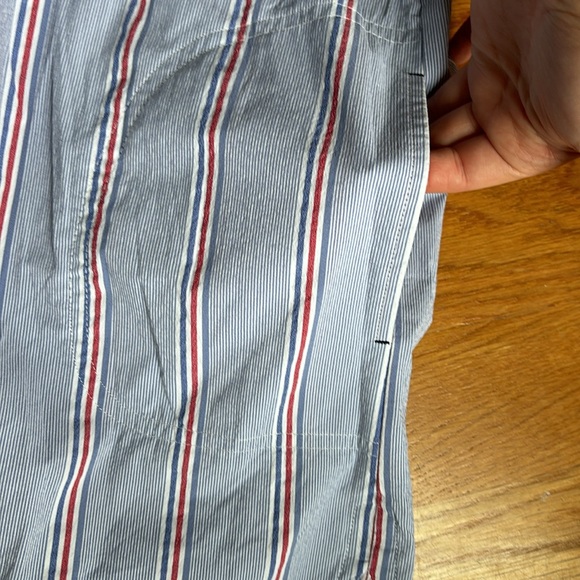 Vineyard Vines Performance Shirt size 12. - Picture 3 of 3